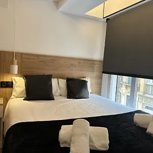 https://carbon-suites.hotelsinnerja.org